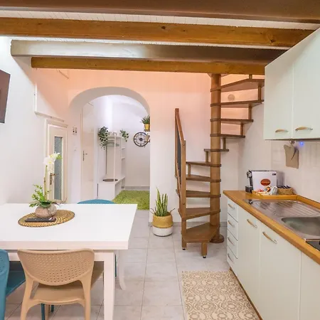 Casa Iryna 公寓 皮特拉利古