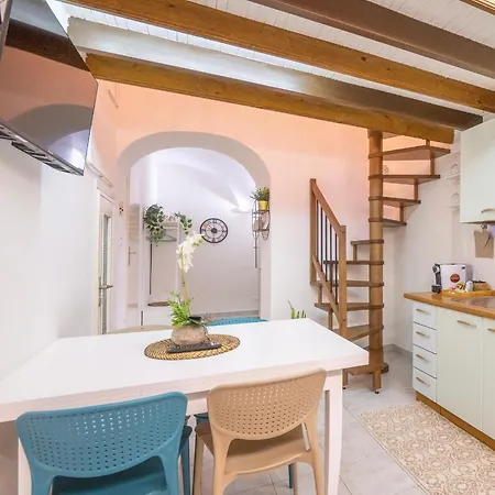 公寓 Casa Iryna 皮特拉利古