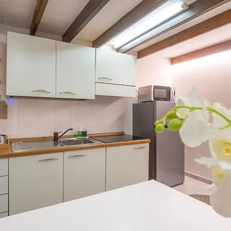 Casa Iryna Appartamento Pietra Ligure