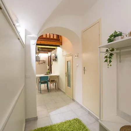 Apartment Casa Iryna